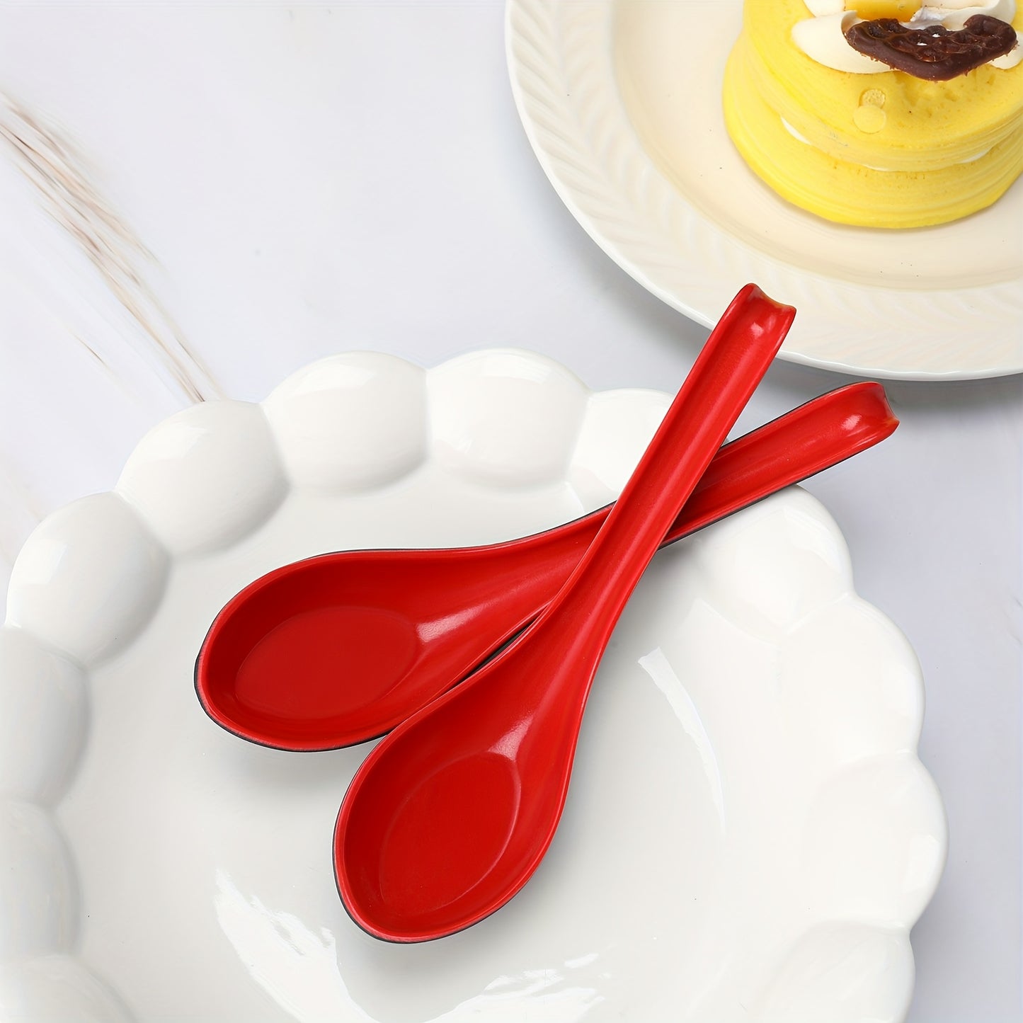 100pcs Asian Chinese Soup Spoons 6.3 Inches Japanese Korean Miso Soup Spoons Red And Black Bulk with Hook for Soba Wonton Rice Pho Ramen Noodle Dumpling
